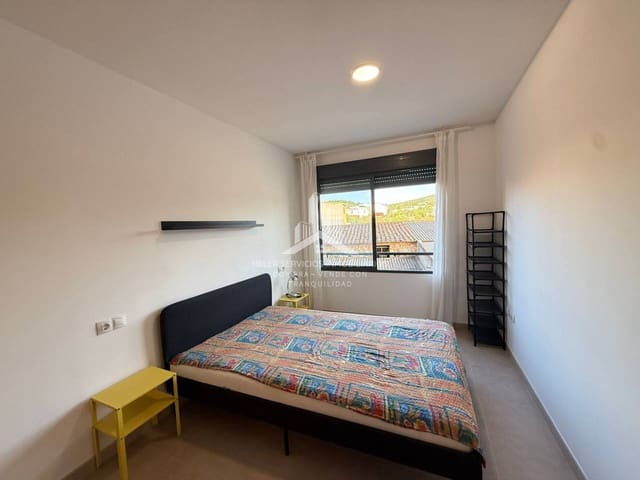 2 soverom Leilighet til leie i Cabanes med garasje - € 580 (Ref: 9909893)
