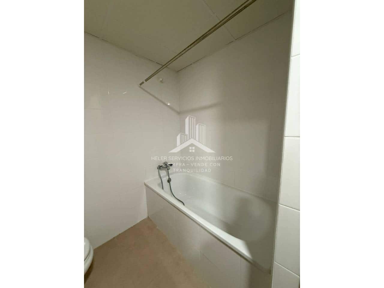 2 bedroom Flat for rent in Cabanes - € 580 (Ref: 9909893)