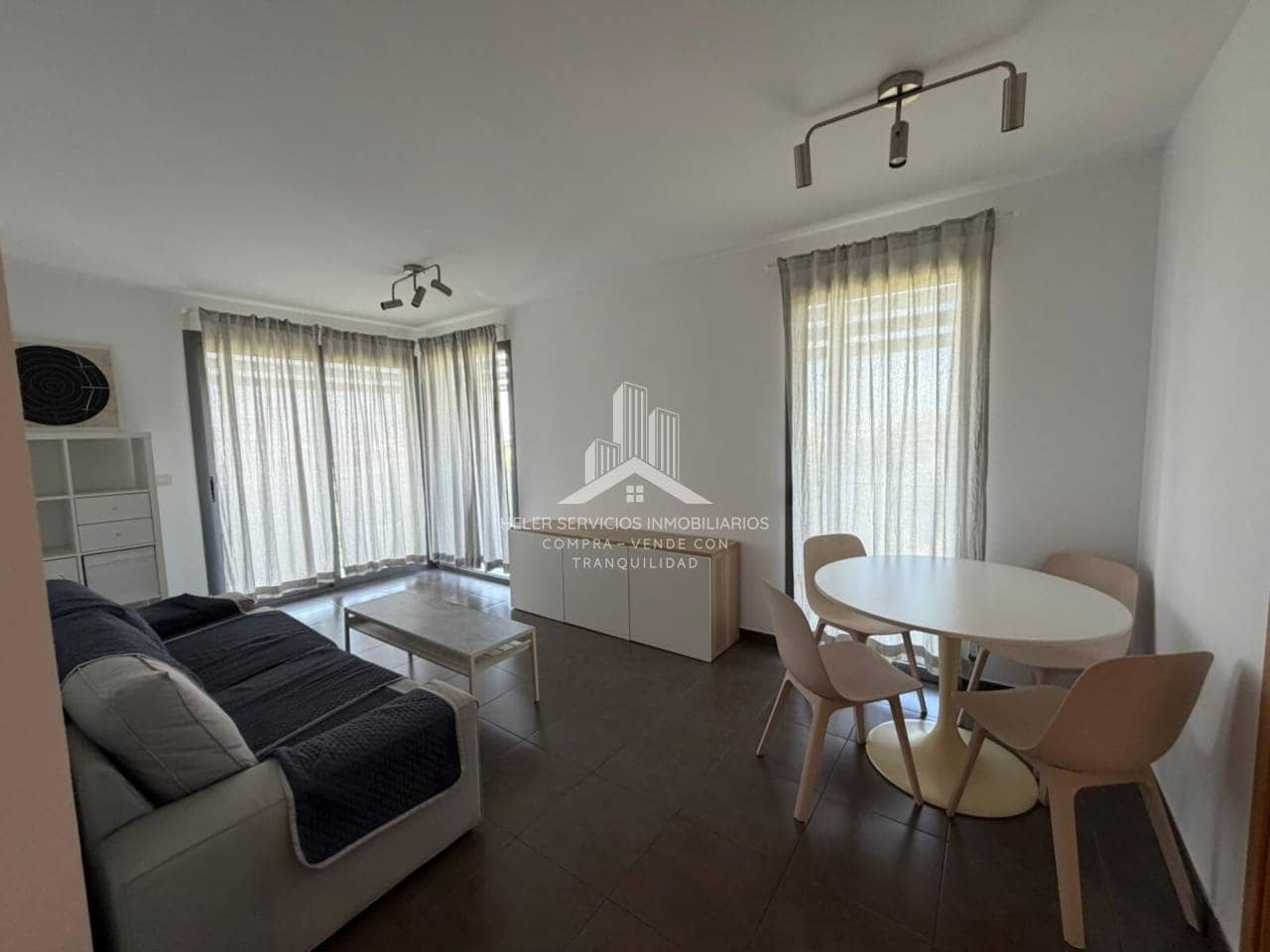 Appartement de 2 chambres à louer à Castello de la Plana avec garage - 930 € (Ref: 9915146)