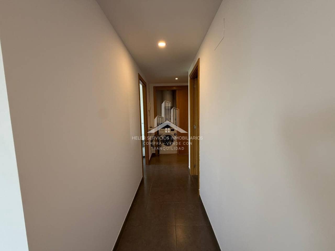 Appartement de 2 chambres à louer à Castello de la Plana avec garage - 930 € (Ref: 9915146)