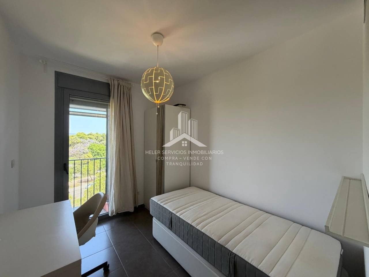 Appartement de 2 chambres à louer à Castello de la Plana avec garage - 930 € (Ref: 9915146)