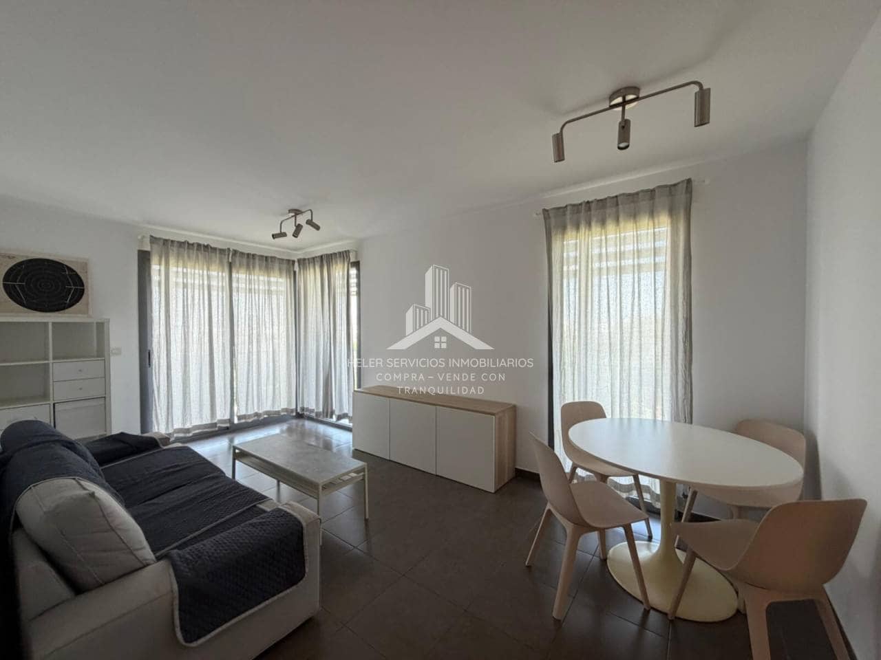 Appartement de 2 chambres à louer à Castello de la Plana avec garage - 930 € (Ref: 9915146)
