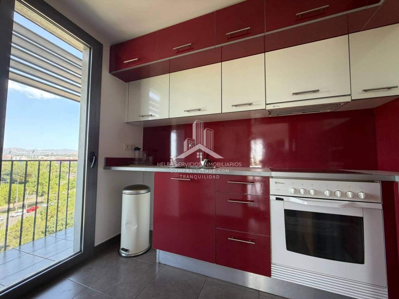 Appartement de 2 chambres à louer à Castello de la Plana avec garage - 930 € (Ref: 9915146)