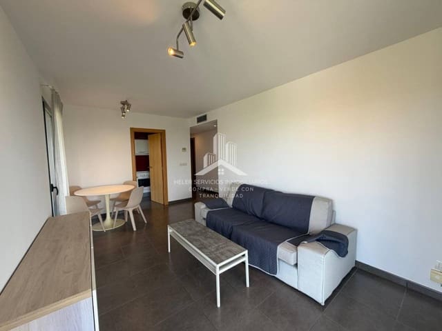 Appartement de 2 chambres à louer à Castelló de la Plana avec garage - 930 € (Ref: 9915146)