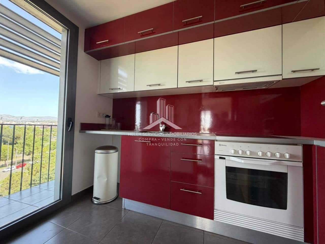 Appartement de 2 chambres à louer à Castello de la Plana avec garage - 930 € (Ref: 9915146)