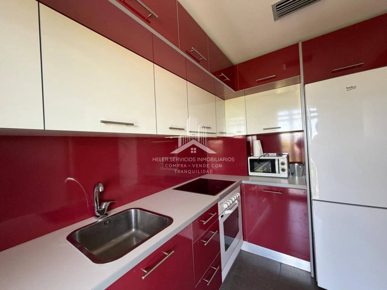 Appartement de 2 chambres à louer à Castello de la Plana avec garage - 930 € (Ref: 9915146)