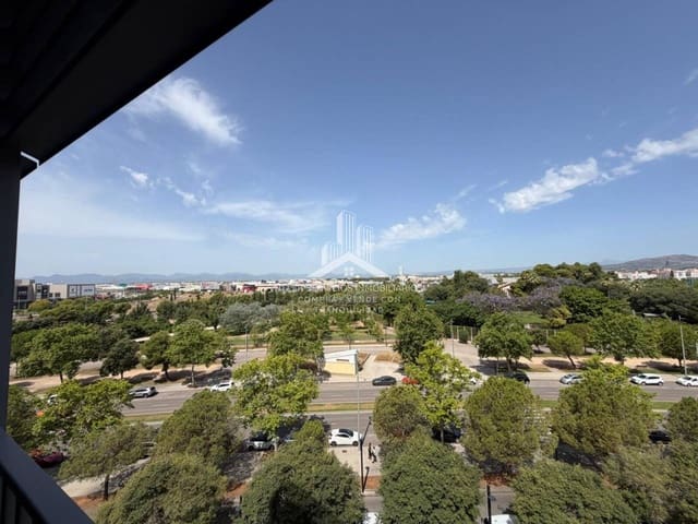 Appartement de 2 chambres à louer à Castelló de la Plana avec garage - 930 € (Ref: 9915146)