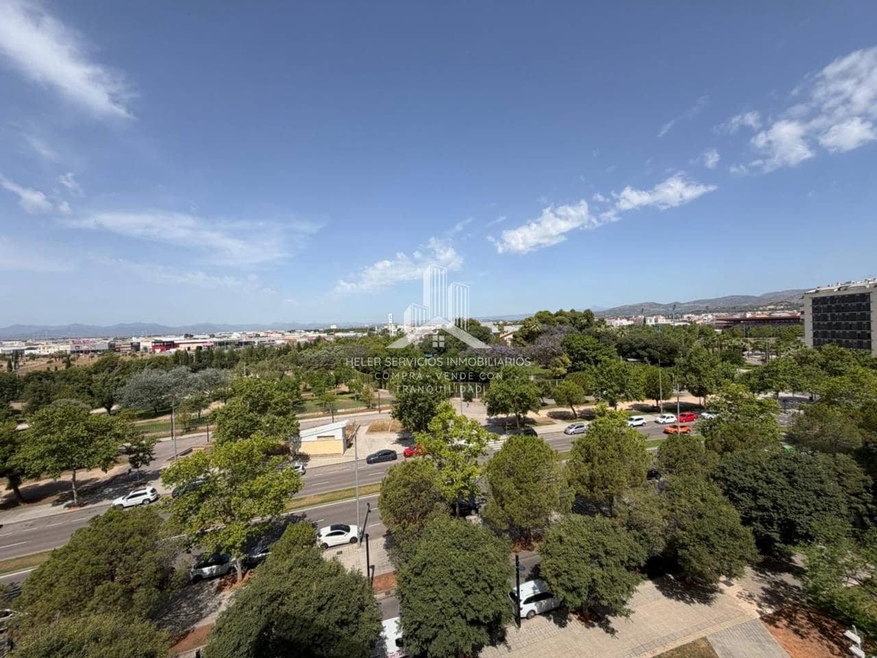 Appartement de 2 chambres à louer à Castello de la Plana avec garage - 930 € (Ref: 9915146)