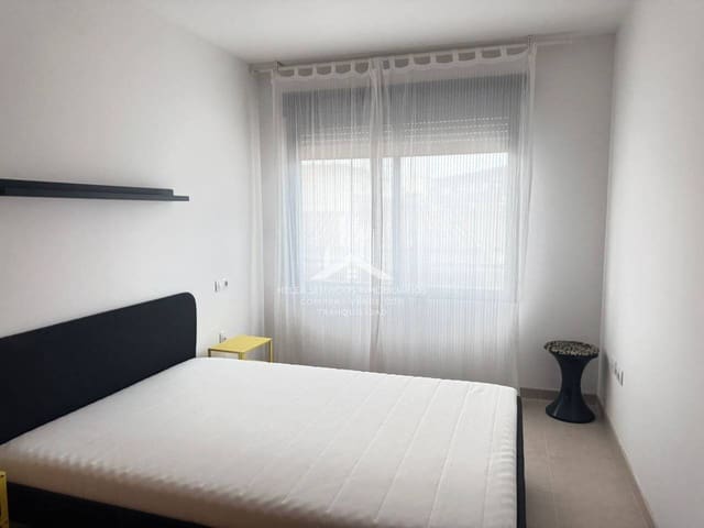 2 soveværelse Lejlighed til leje i Cabanes med garage - € 570 (Ref: 9949072)
