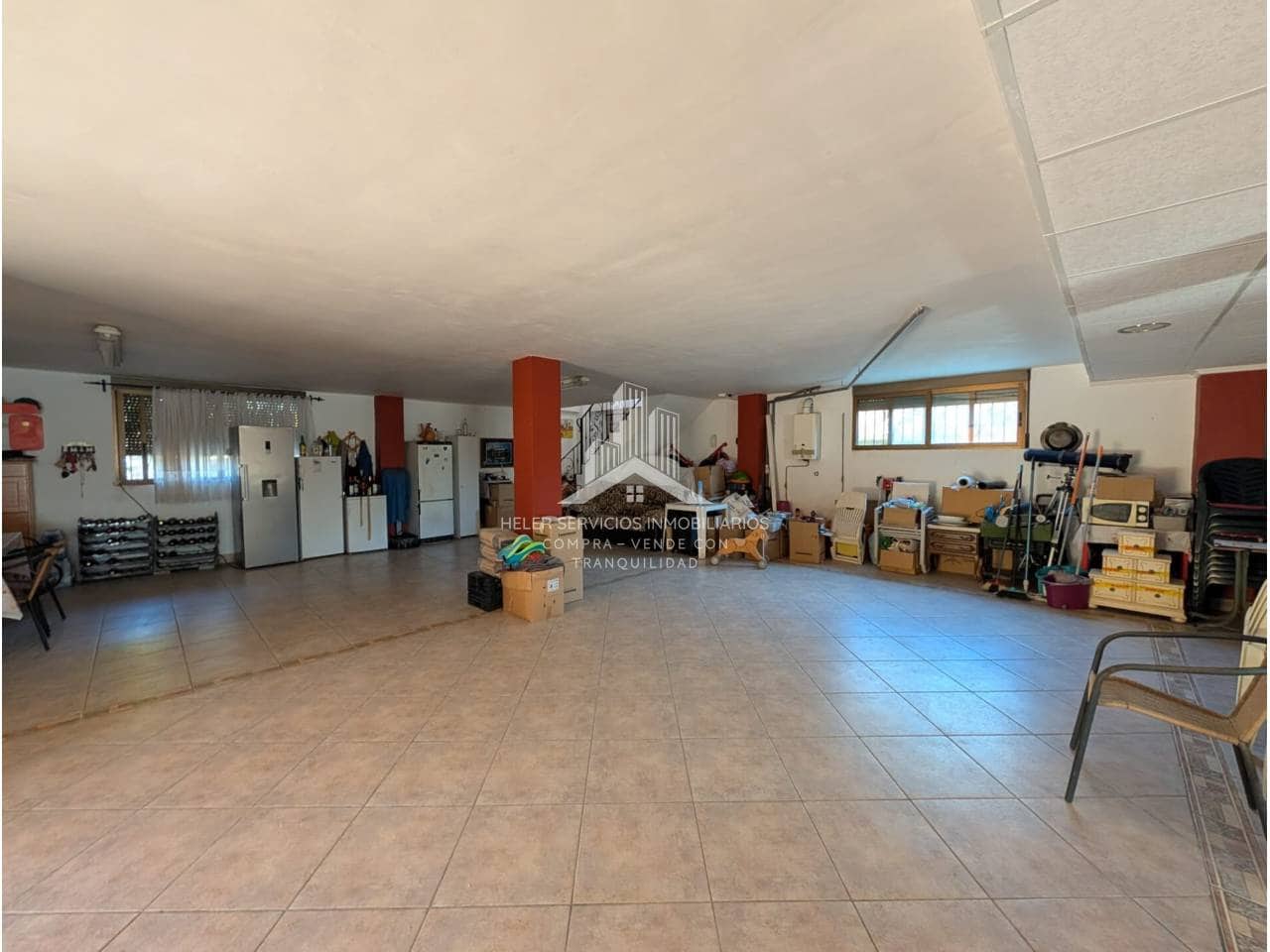 4 bedroom Villa for sale in L'Alcora with garage - € 328,000 (Ref: 9961876)