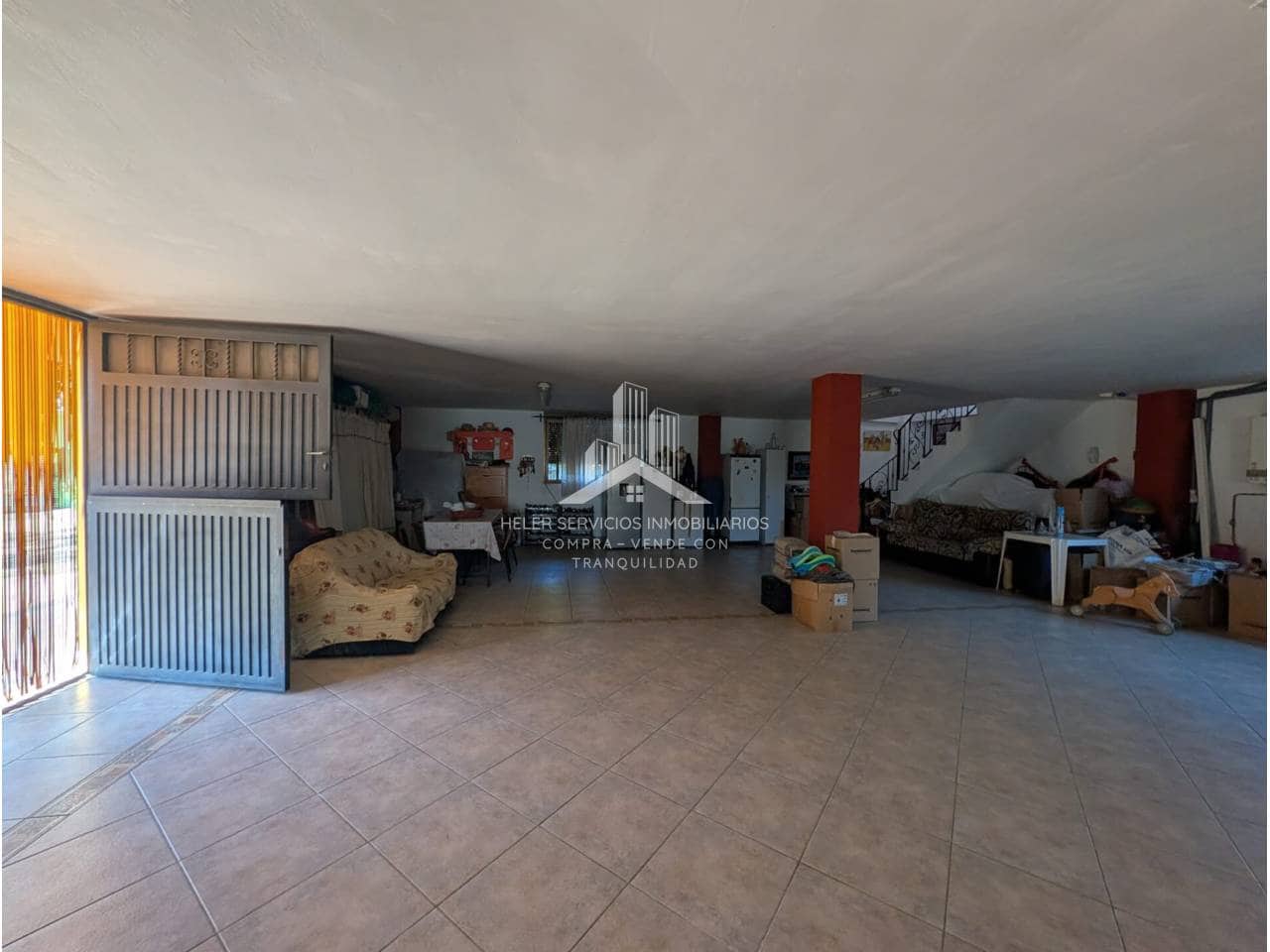 4 bedroom Villa for sale in L'Alcora with garage - € 328,000 (Ref: 9961876)