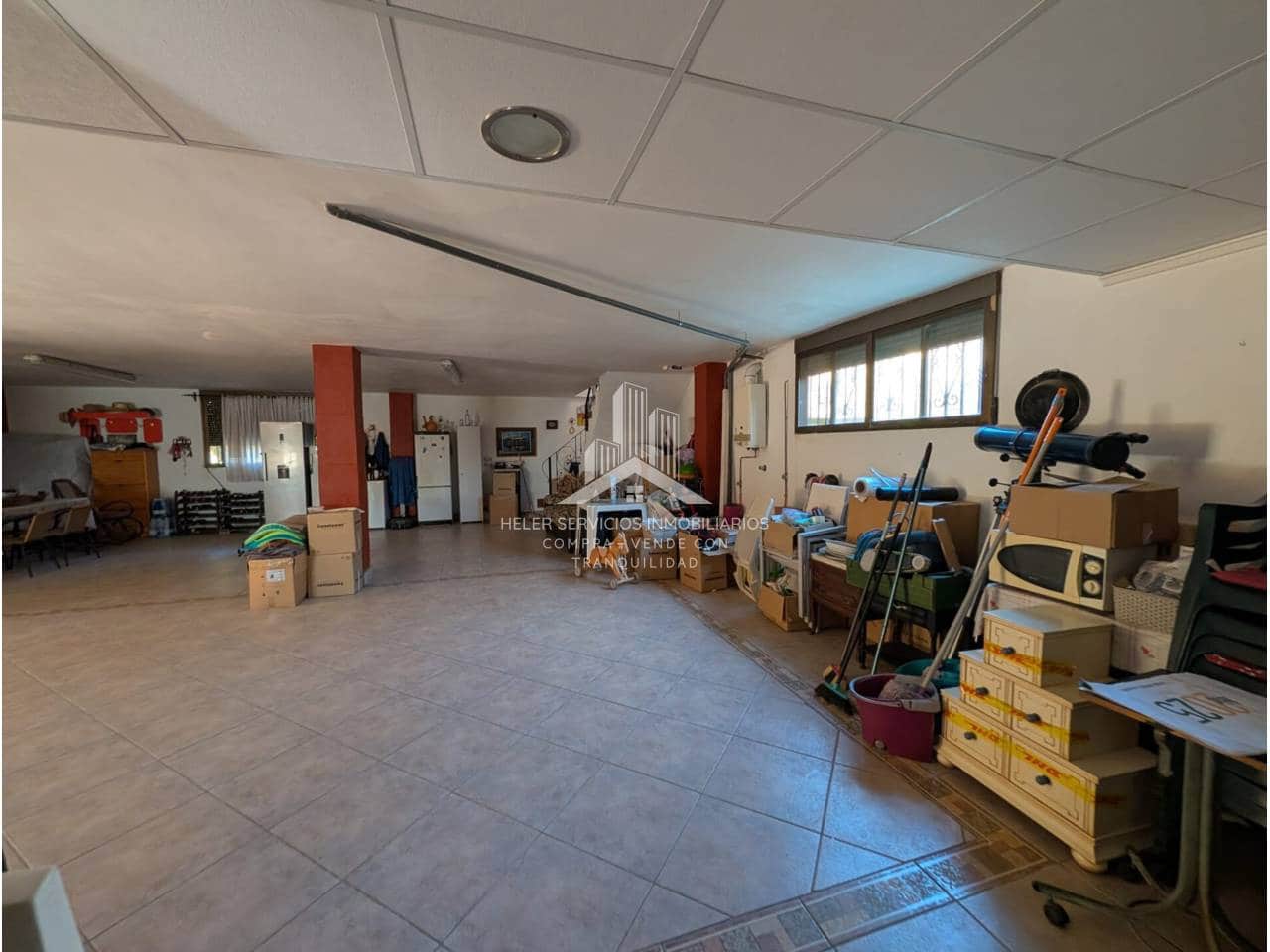 4 bedroom Villa for sale in L'Alcora with garage - € 328,000 (Ref: 9961876)