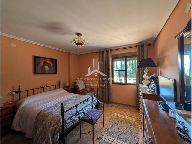 4 soverom Villa til salgs i L'Alcora med garasje - € 328 000 (Ref: 9961876)