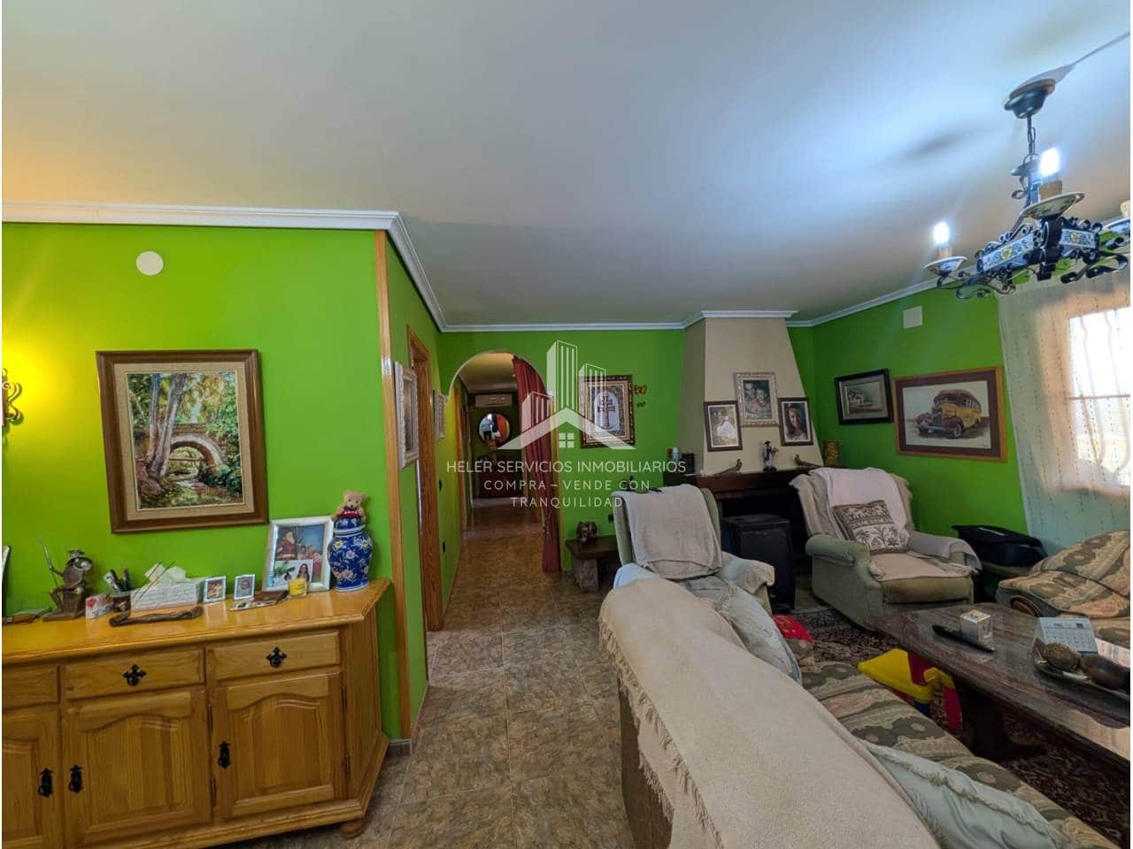 4 bedroom Villa for sale in L'Alcora with garage - € 328,000 (Ref: 9961876)