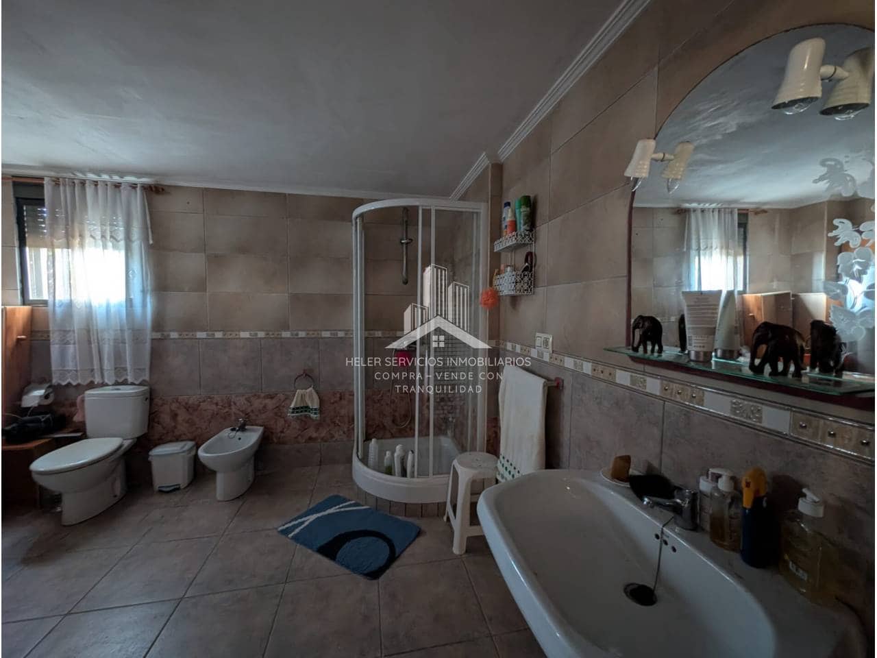 4 bedroom Villa for sale in L'Alcora with garage - € 328,000 (Ref: 9961876)