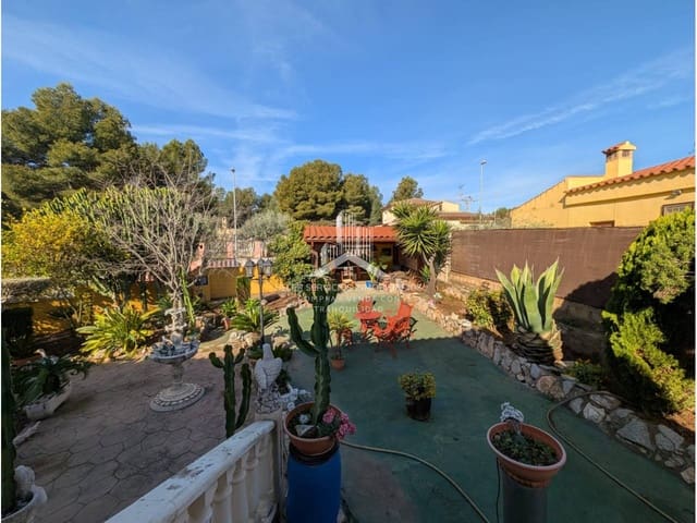 4 soverom Villa til salgs i L'Alcora med garasje - € 328 000 (Ref: 9961876)