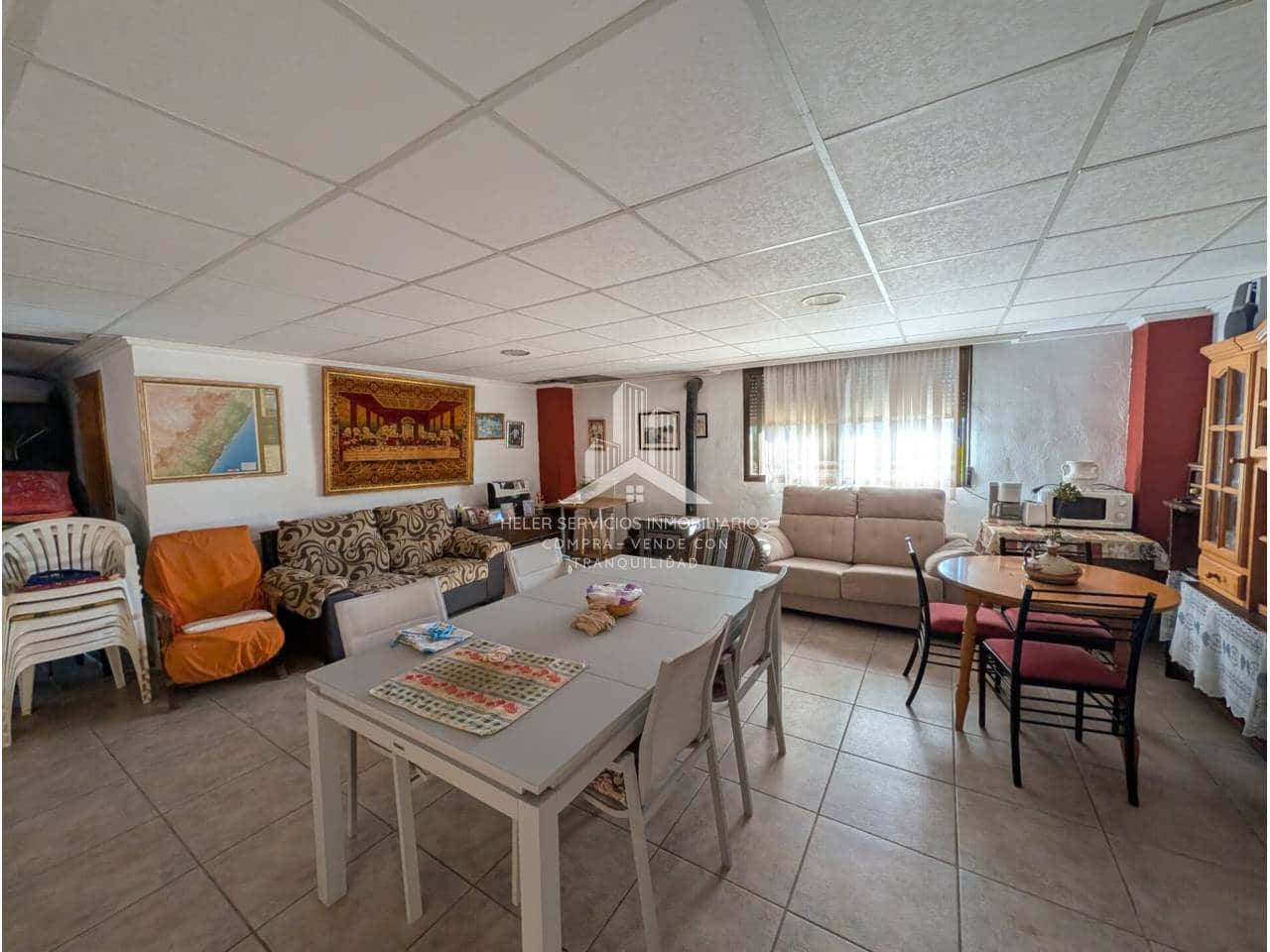 4 bedroom Villa for sale in L'Alcora with garage - € 328,000 (Ref: 9961876)