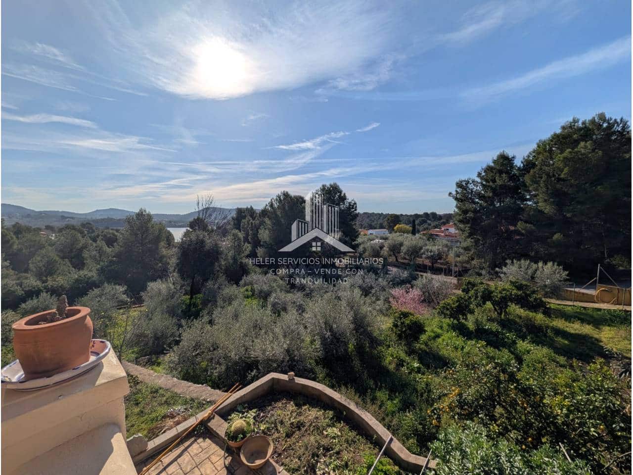 4 bedroom Villa for sale in L'Alcora with garage - € 328,000 (Ref: 9961876)