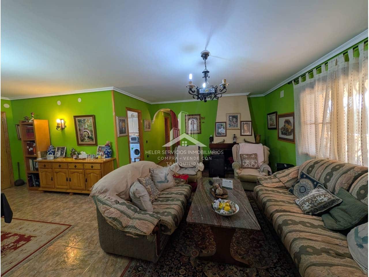 4 bedroom Villa for sale in L'Alcora with garage - € 328,000 (Ref: 9961876)