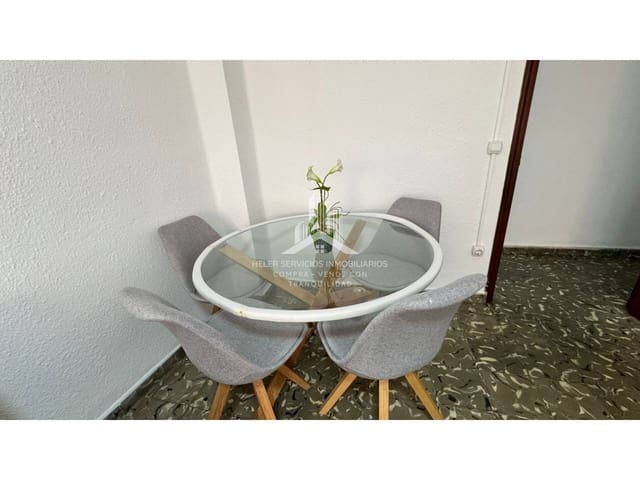 4 chambre Appartement à vendre à Castelló de la Plana - 110 000 € (Ref: 9961877)