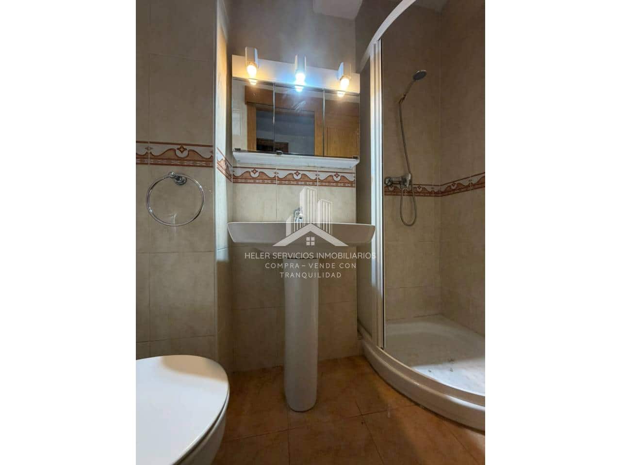 3 soveværelse Lejlighed til leje i Castello de la Plana - € 700 (Ref: 9974553)