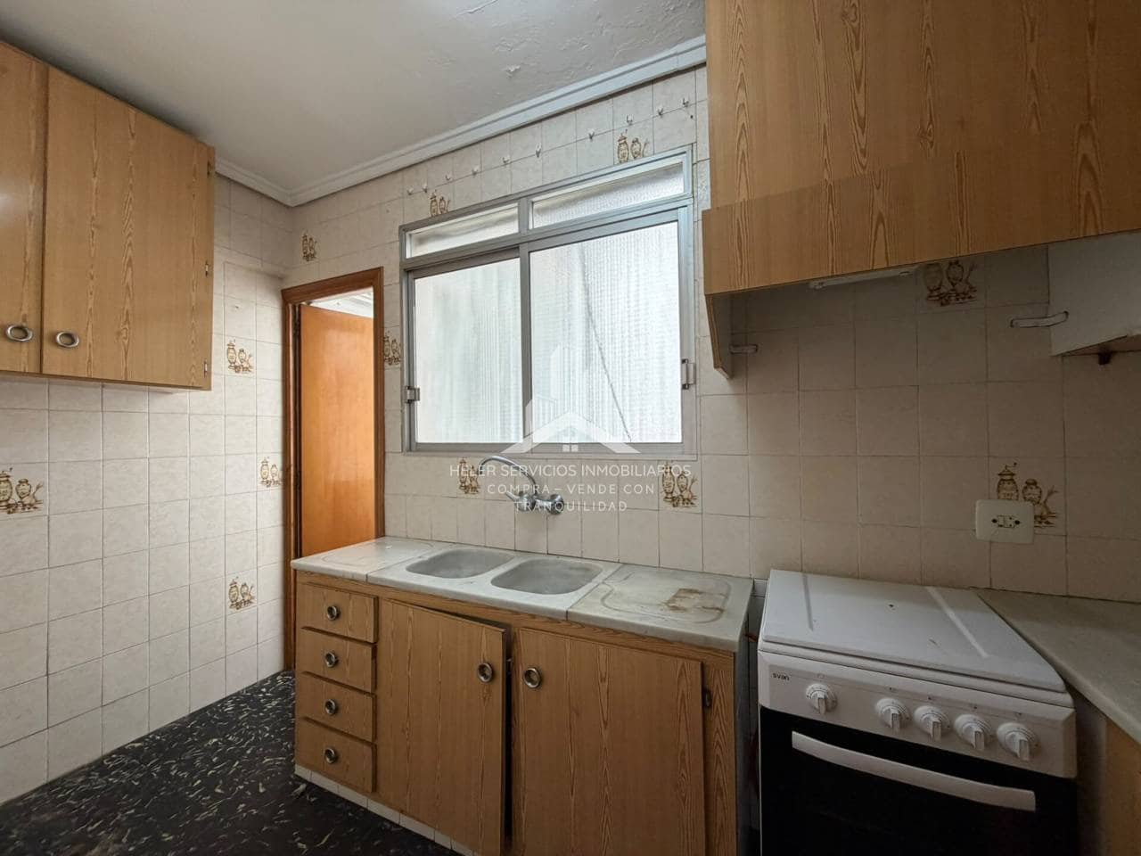 3 soveværelse Lejlighed til leje i Castello de la Plana - € 700 (Ref: 9974553)