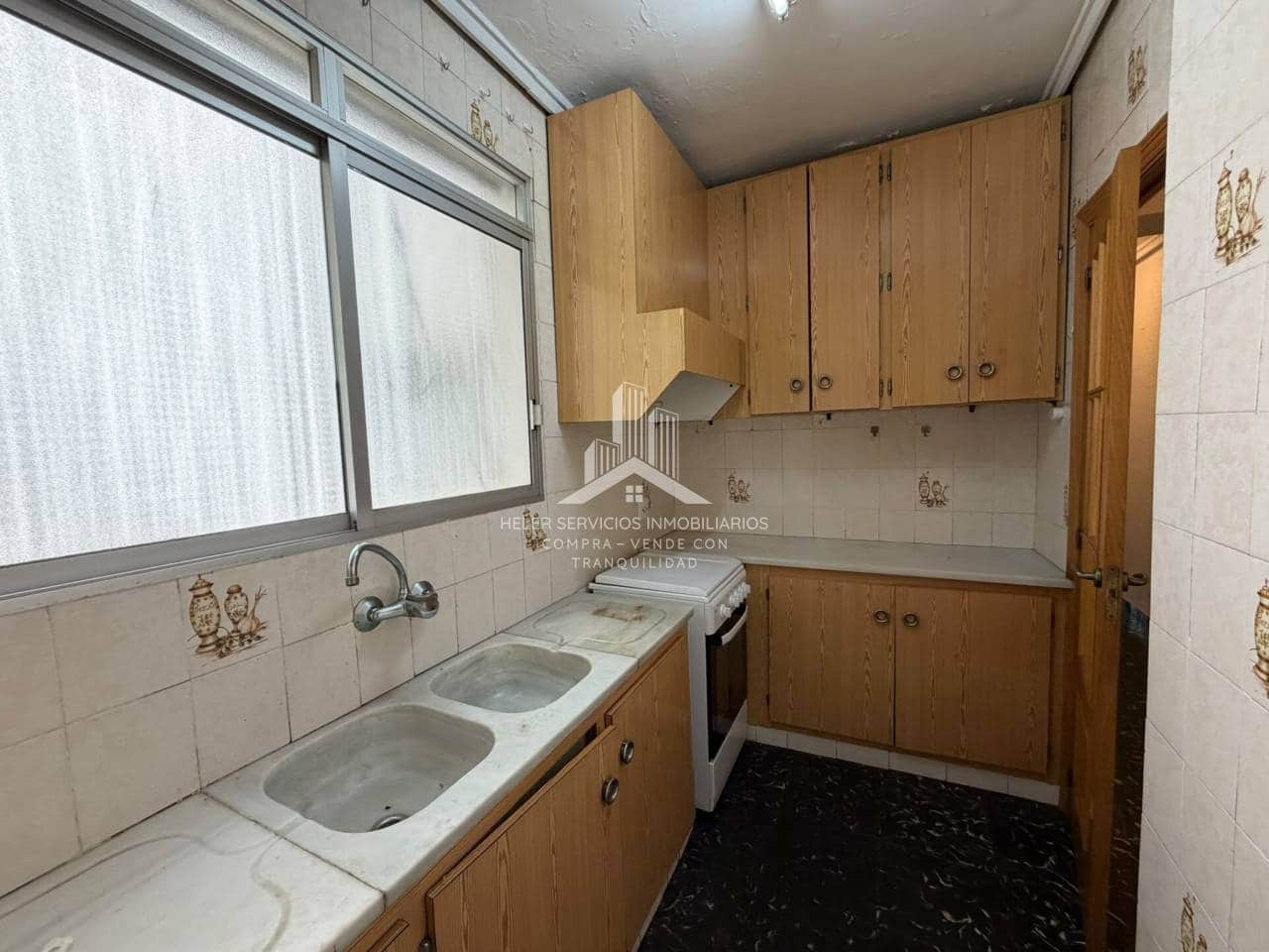 3 soveværelse Lejlighed til leje i Castello de la Plana - € 700 (Ref: 9974553)