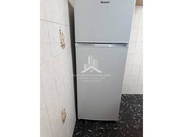 3 soveværelse Lejlighed til leje i Castelló de la Plana - € 700 (Ref: 9974553)