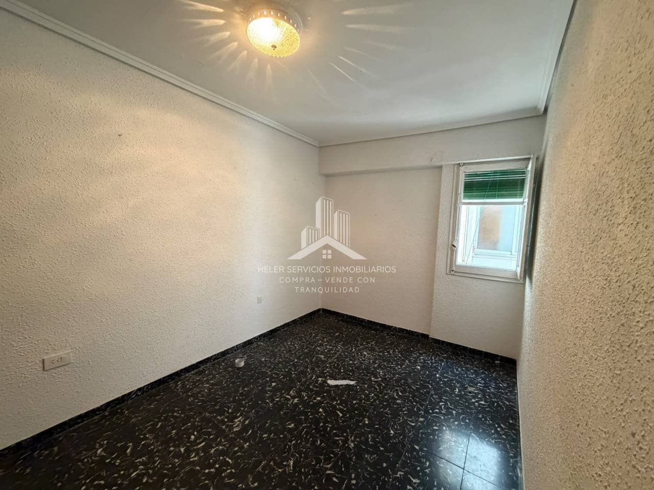 3 soveværelse Lejlighed til leje i Castello de la Plana - € 700 (Ref: 9974553)