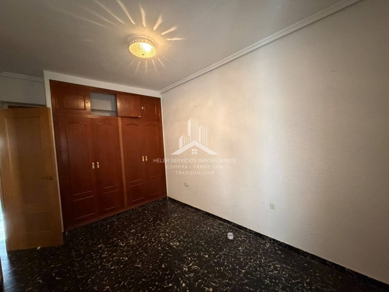 3 soveværelse Lejlighed til leje i Castello de la Plana - € 700 (Ref: 9974553)
