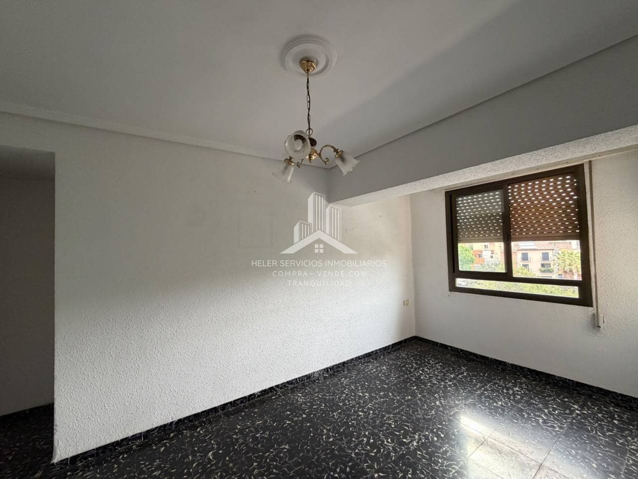 3 soveværelse Lejlighed til leje i Castello de la Plana - € 700 (Ref: 9974553)
