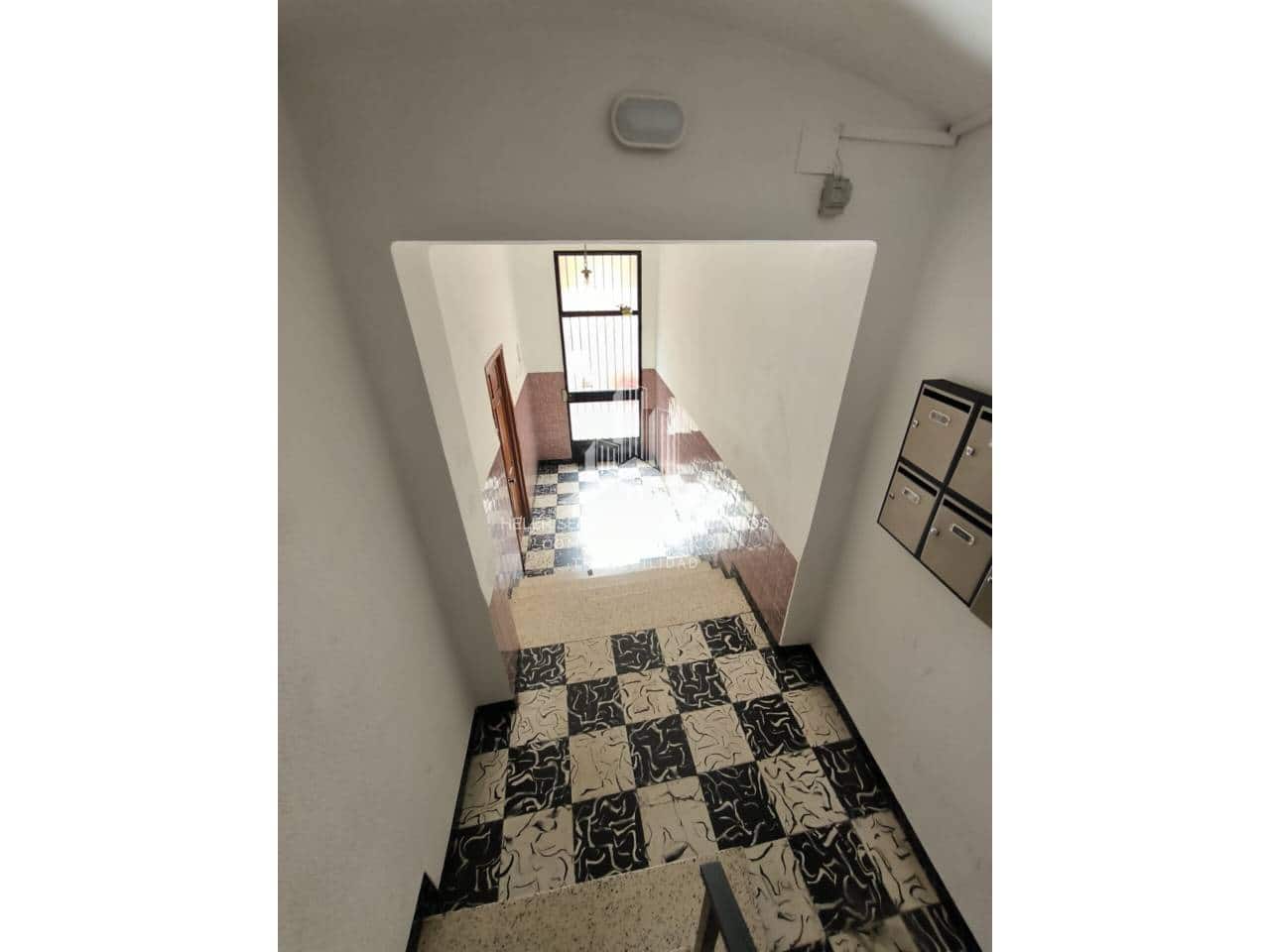 Piso de 3 habitaciones en Castelló de la Plana en venta - 105.000 € (Ref: 9976693)
