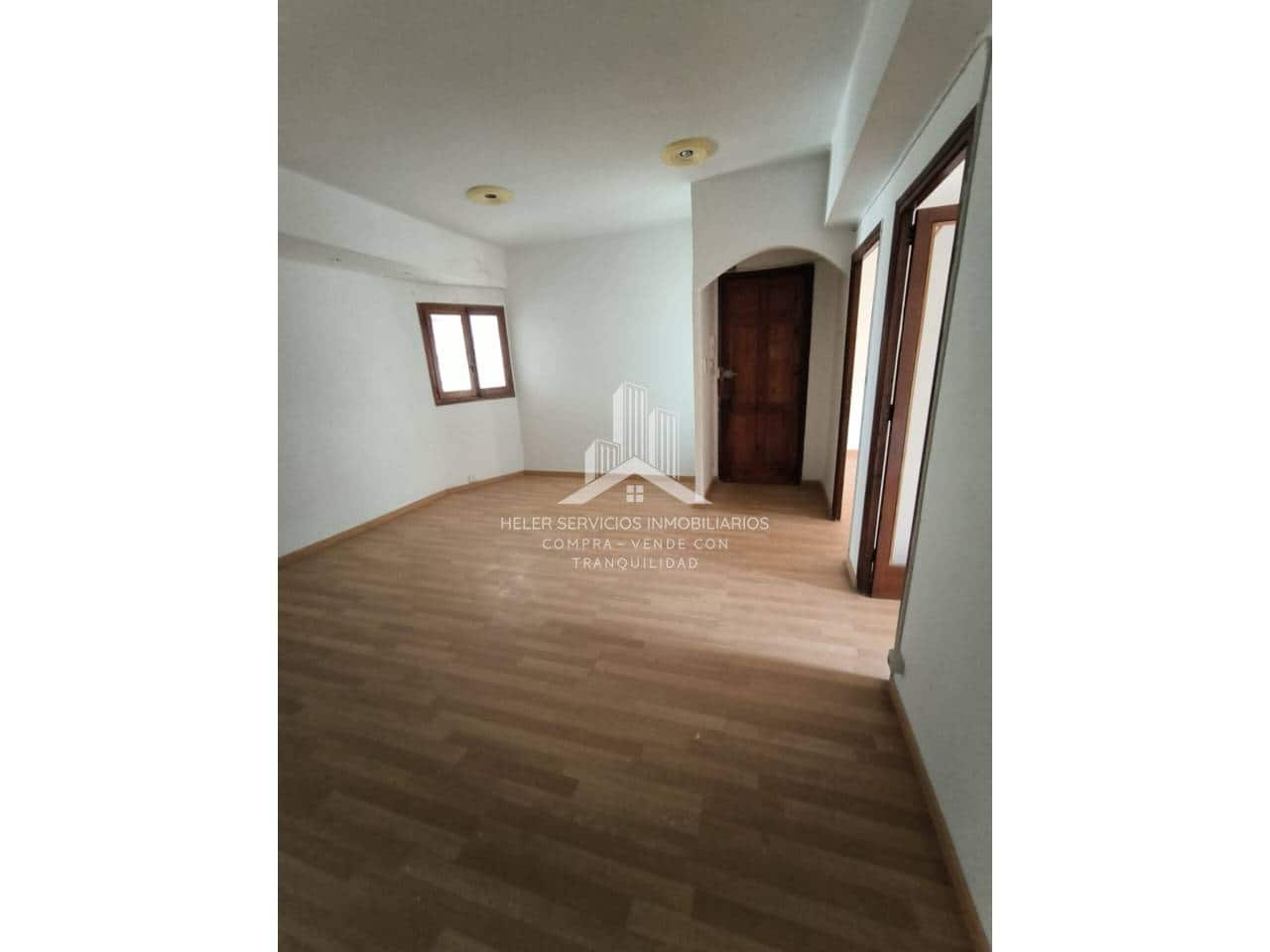 Piso de 3 habitaciones en Castelló de la Plana en venta - 105.000 € (Ref: 9976693)