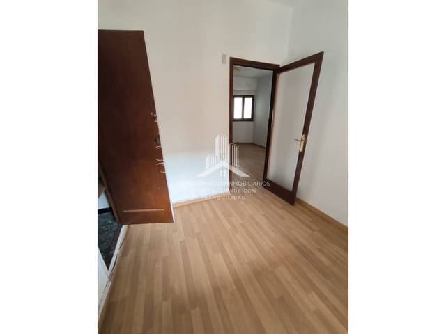 3 soveværelse Lejlighed til salg i Castelló de la Plana - € 105.000 (Ref: 9976693)