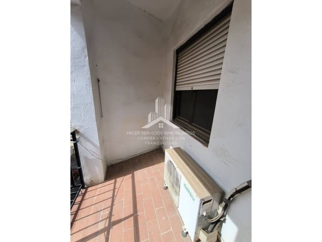 3 soveværelse Lejlighed til salg i Castelló de la Plana - € 105.000 (Ref: 9976693)