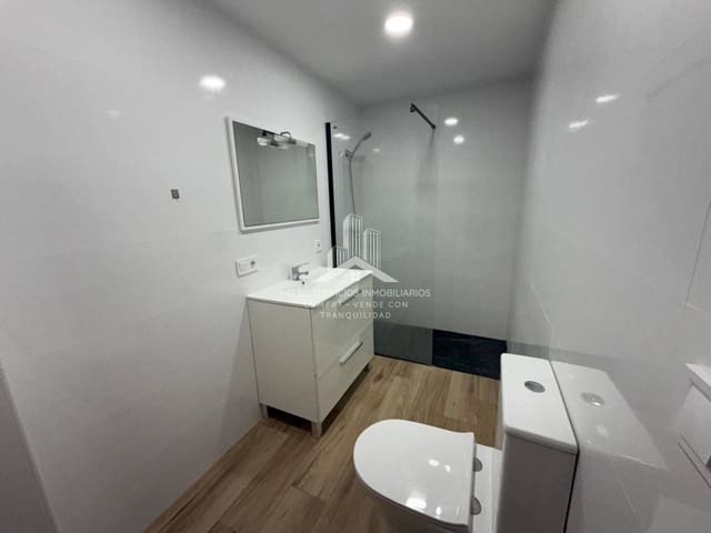 4 bedroom Flat for rent in Castelló de la Plana - € 1,200 (Ref: 9976694)