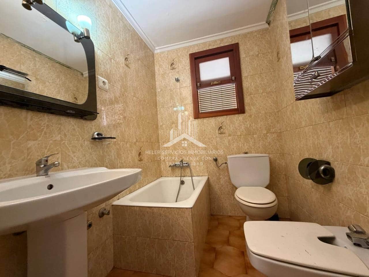 Piso de 3 habitaciones en Castelló de la Plana en venta - 93.000 € (Ref: 9981728)