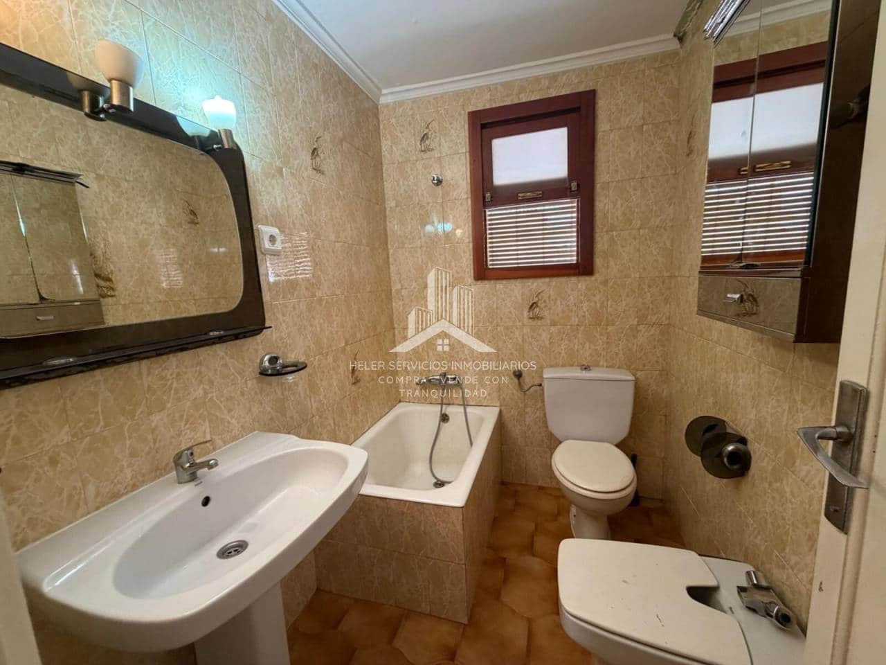 Piso de 3 habitaciones en Castelló de la Plana en venta - 93.000 € (Ref: 9981728)