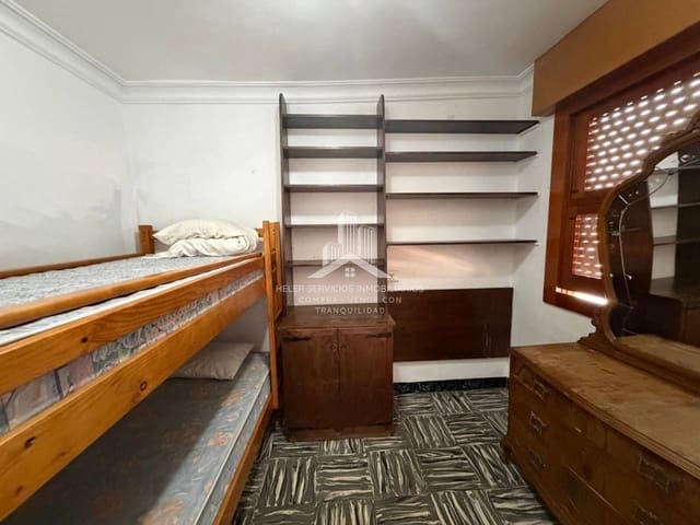 3 soveværelse Lejlighed til salg i Castelló de la Plana - € 93.000 (Ref: 9981728)