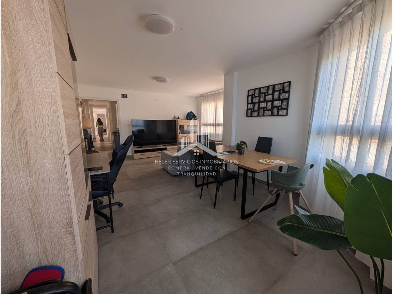 4 soveværelse Lejlighed til salg i Castello de la Plana - € 150.000 (Ref: 9997862)