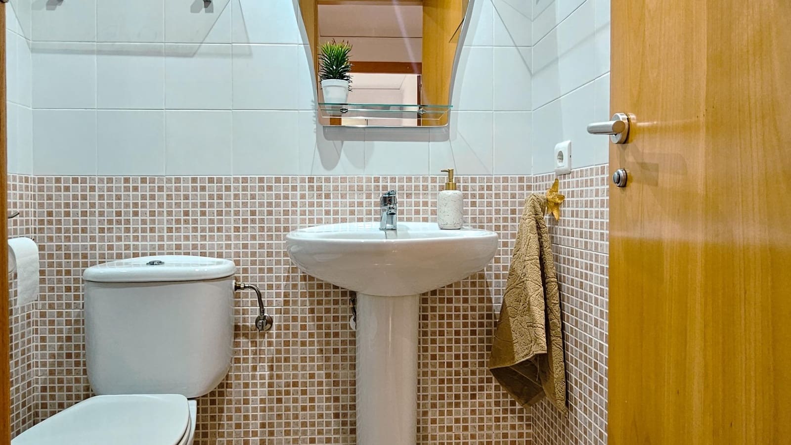 2 makuuhuone Asunto myytävänä paikassa Daimus mukana uima-altaan - 210 000 € (Ref: 10004271)