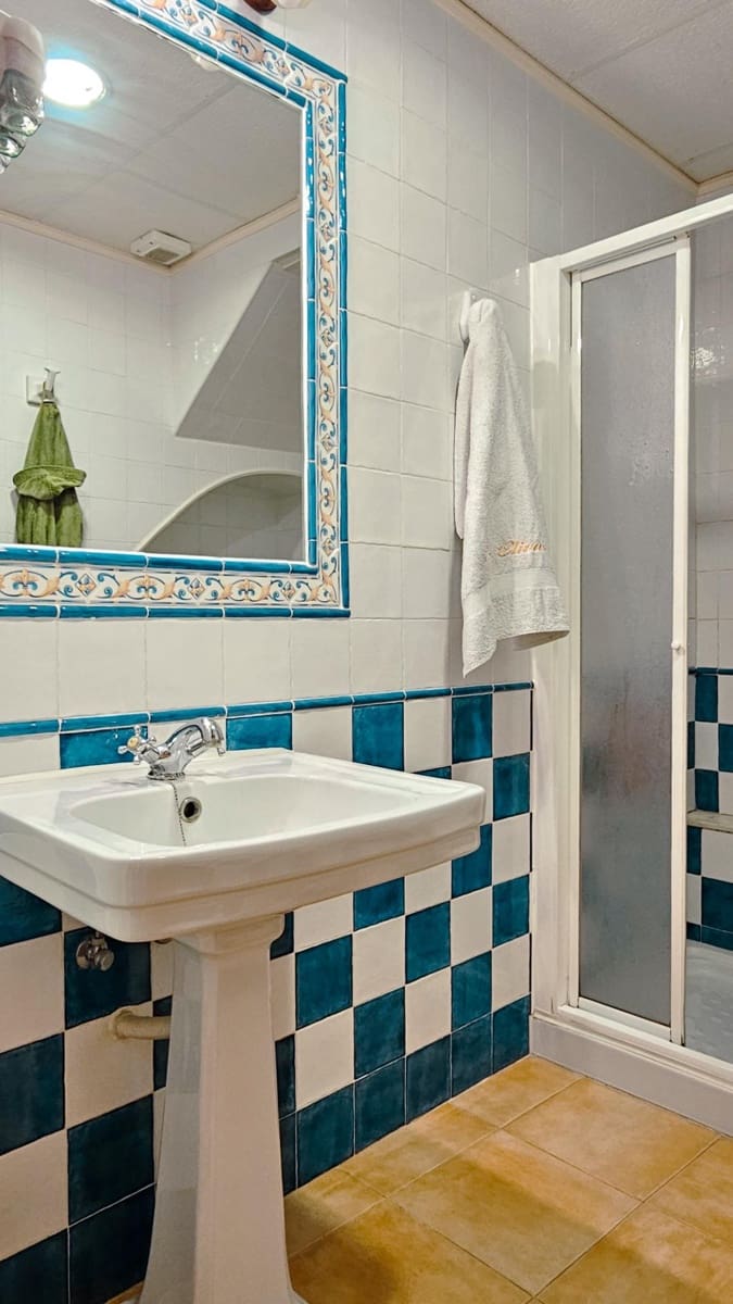 Casa de 6 habitaciones en Alqueria de la Comtessa en venta - 220.000 € (Ref: 10004272)