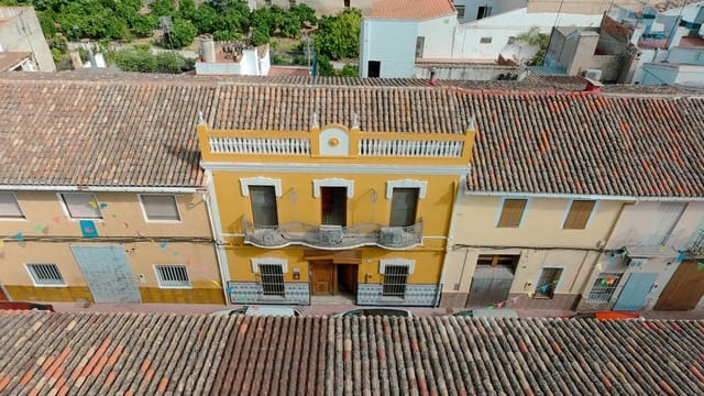 Casa de 6 habitaciones en Alqueria de la Comtessa en venta - 220.000 € (Ref: 10004272)