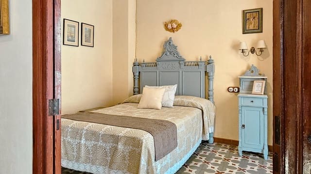 Casa de 6 habitaciones en Alqueria de la Comtessa en venta - 220.000 € (Ref: 10004272)