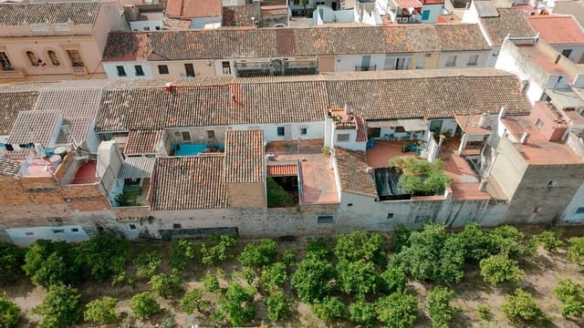 Casa de 6 habitaciones en Alqueria de la Comtessa en venta - 220.000 € (Ref: 10004272)