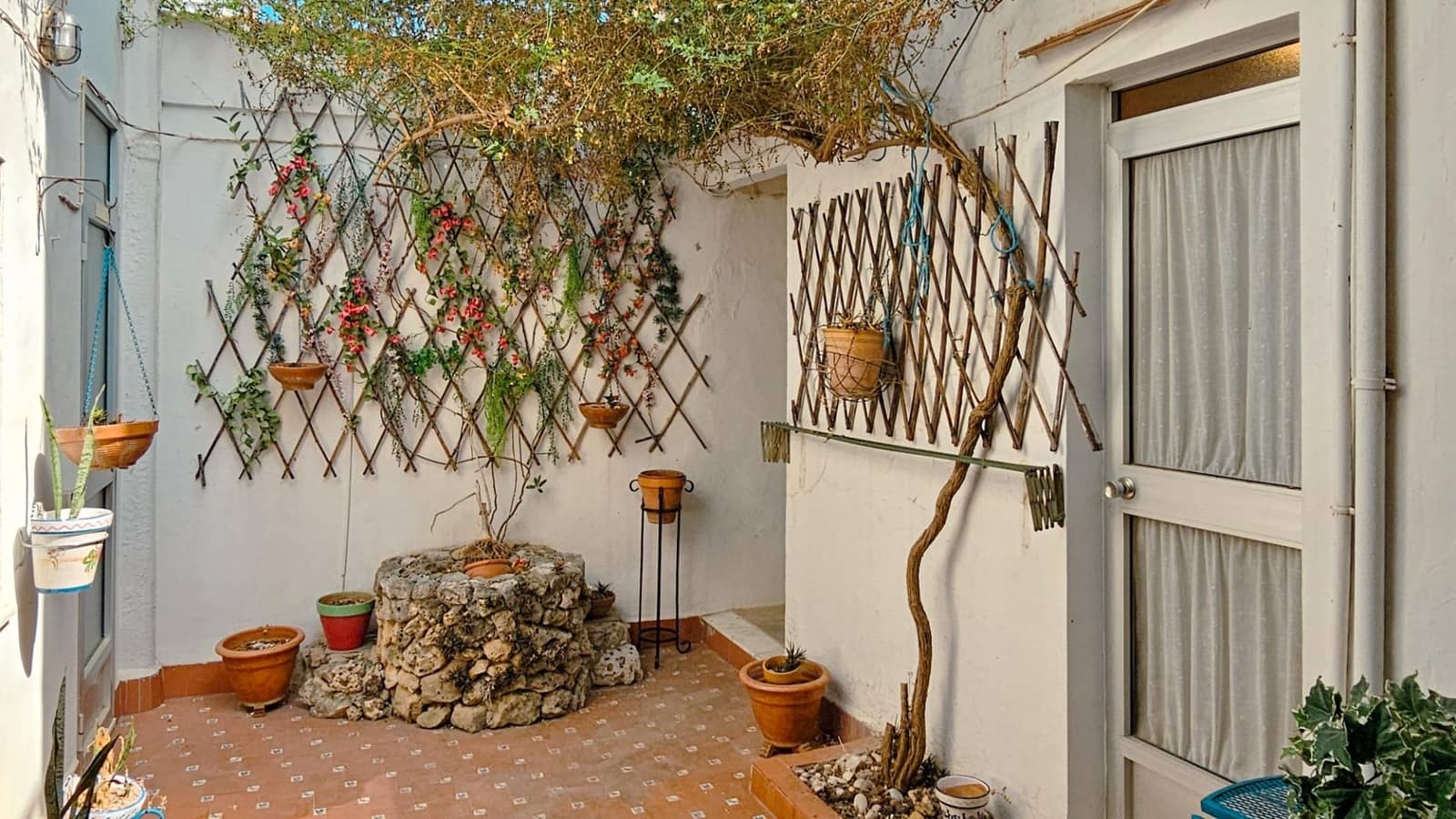 Casa de 6 habitaciones en Alqueria de la Comtessa en venta - 220.000 € (Ref: 10004272)