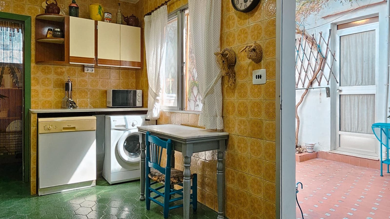 Casa de 6 habitaciones en Alqueria de la Comtessa en venta - 220.000 € (Ref: 10004272)