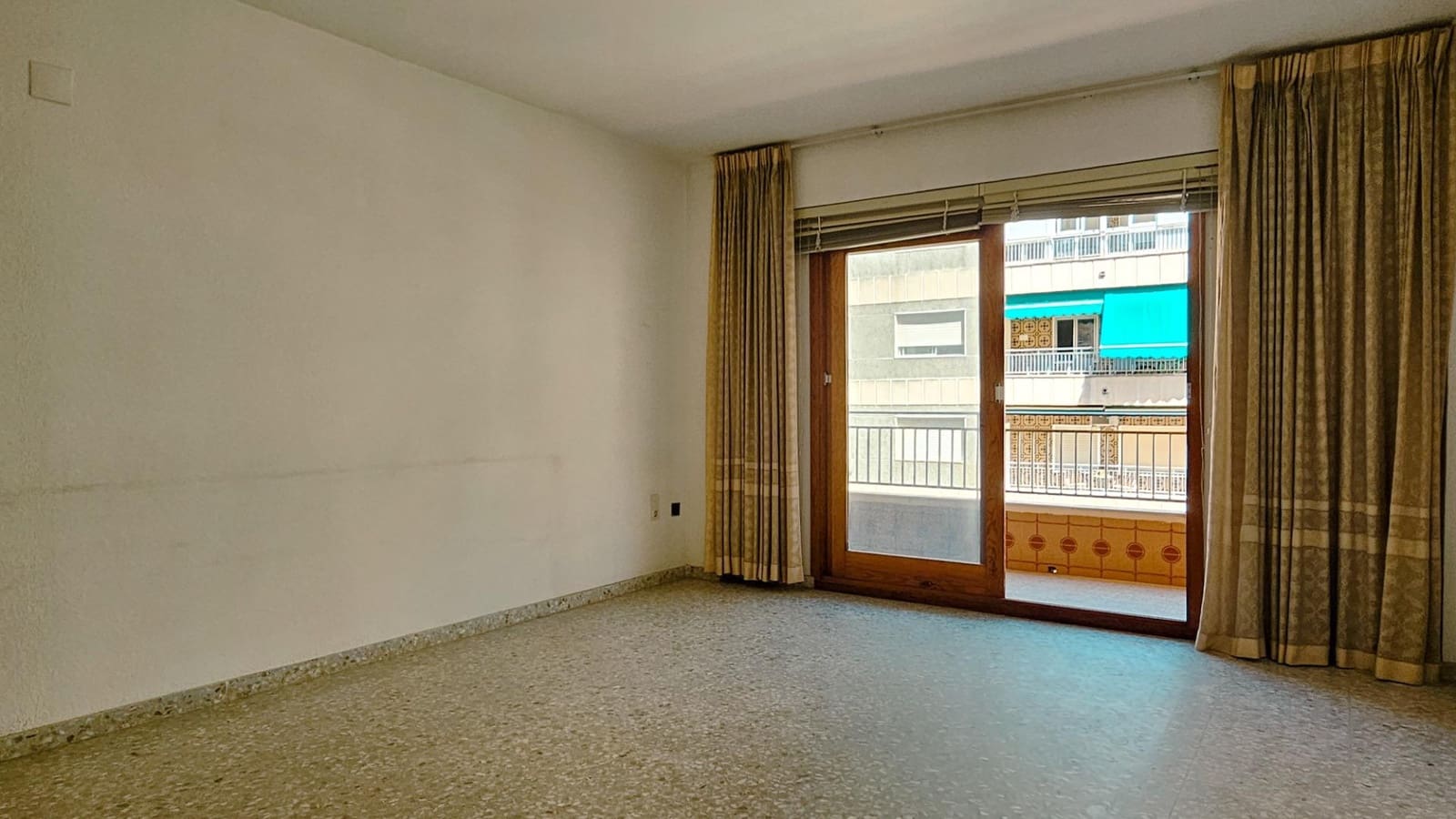 4 sovrum Lägenhet till salu i Gandia - 205 000 € (Ref: 10027395)