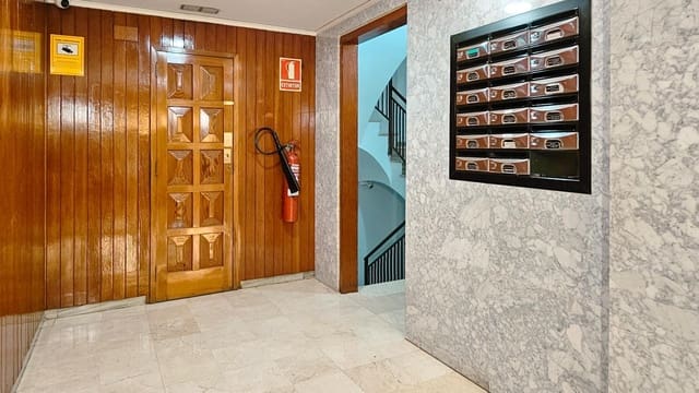 4 sovrum Lägenhet till salu i Gandia - 205 000 € (Ref: 10027395)