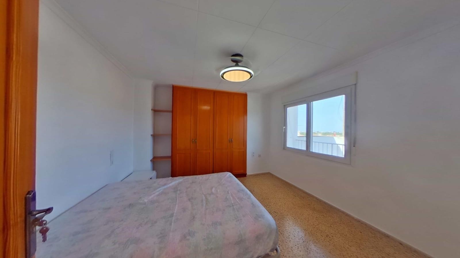 Piso de 4 habitaciones en Palma de Gandía en venta - 138.000 € (Ref: 10059213)
